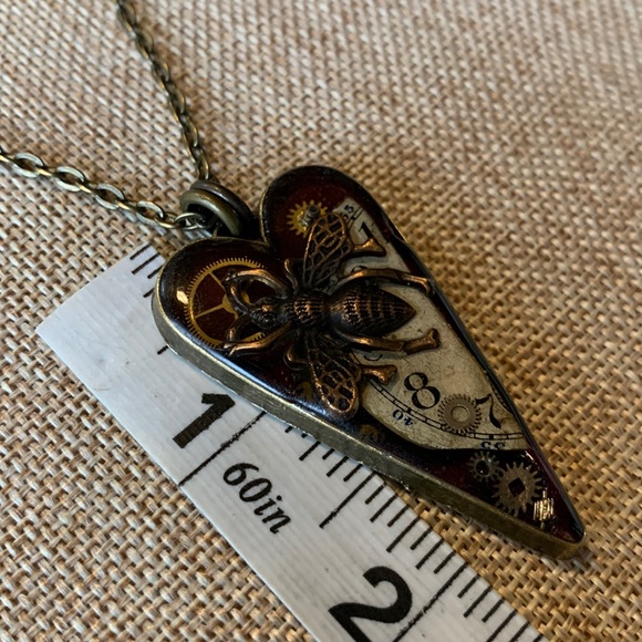 Bee Vintage Watch Gears Heart Necklace Handmade - Picture 5 of 10